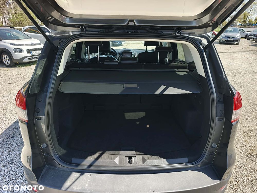 Ford Kuga 1.5 EcoBoost 4x4 Titanium - 9