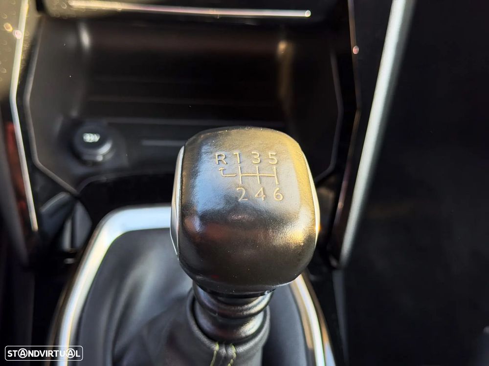 Peugeot 208 1.5 BlueHDi GT - 27