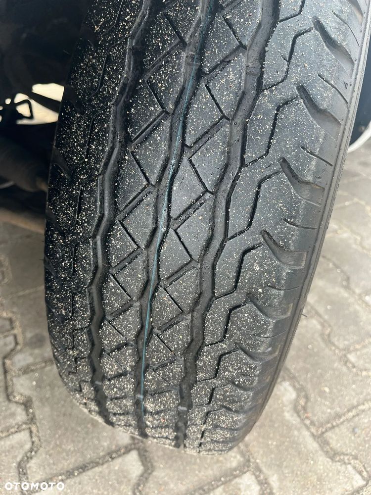 Mercedes-Benz VITO - 14