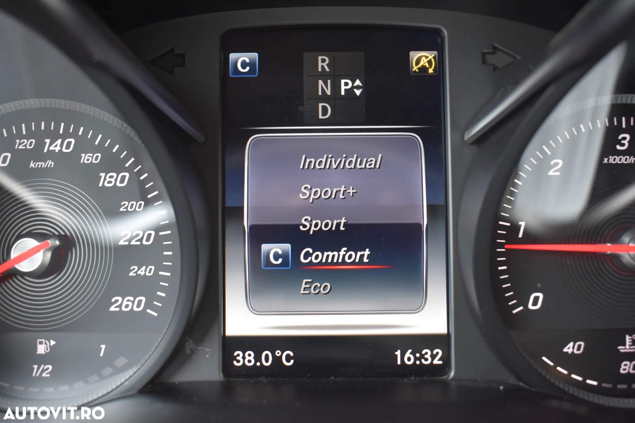 Mercedes-Benz GLC Coupe 220 d 4MATIC - 23
