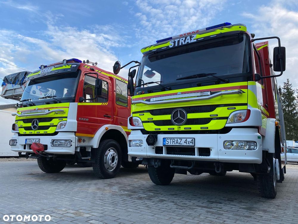 Mercedes-Benz Straż pożarna pojazd pożarniczy MERCEDES ATEGO 4x4 GBA średni terenowy uterenowiony blokady mosty reduktor maszt oświetleniowy - 1