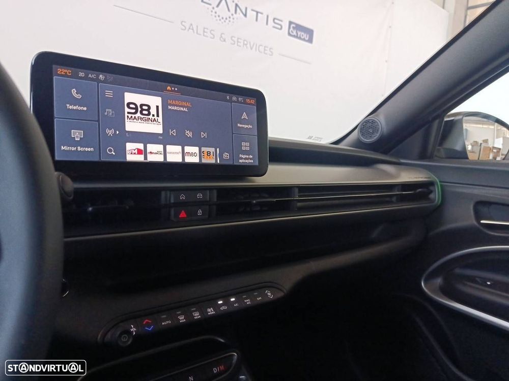 Jeep Avenger 1.2 e-Hybrid Altitude DCT - 21