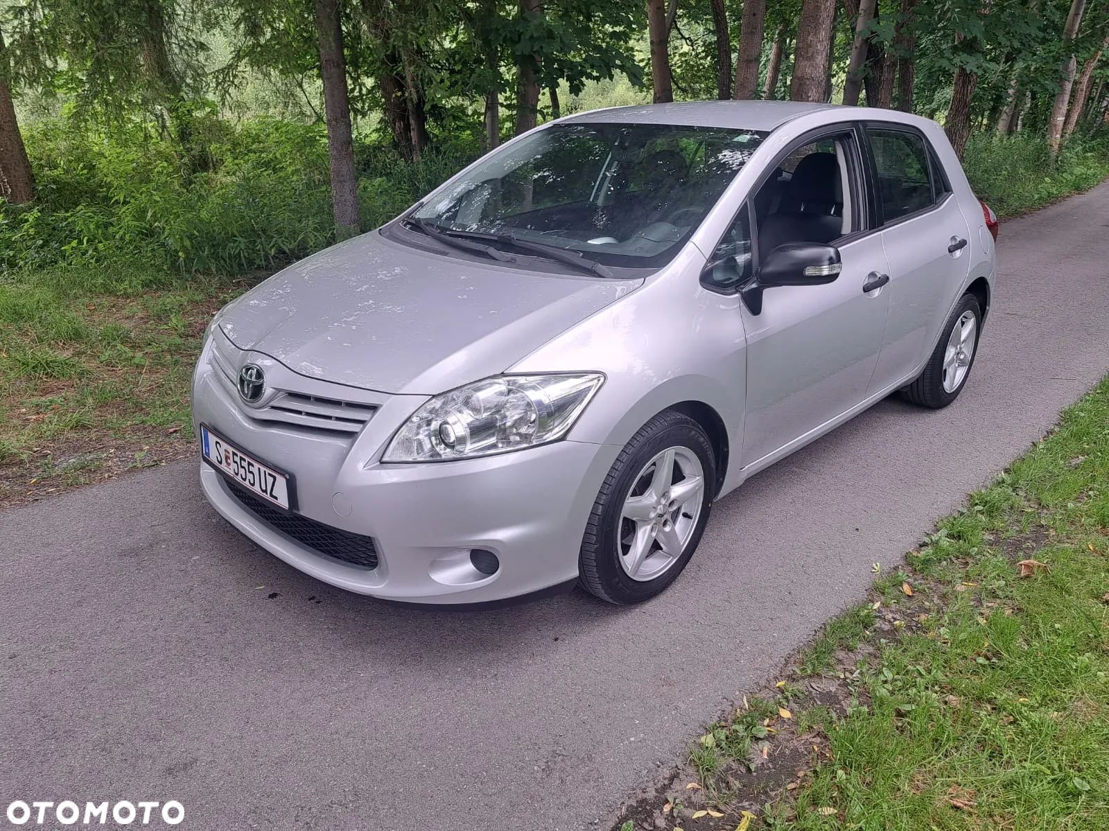 Toyota Auris 1.4 VVT-i Sol - 1