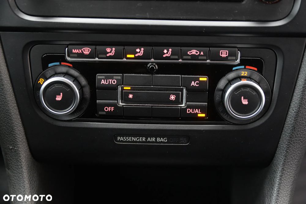 Volkswagen Golf 1.4 TSI BMT Highline Perfectline - 32
