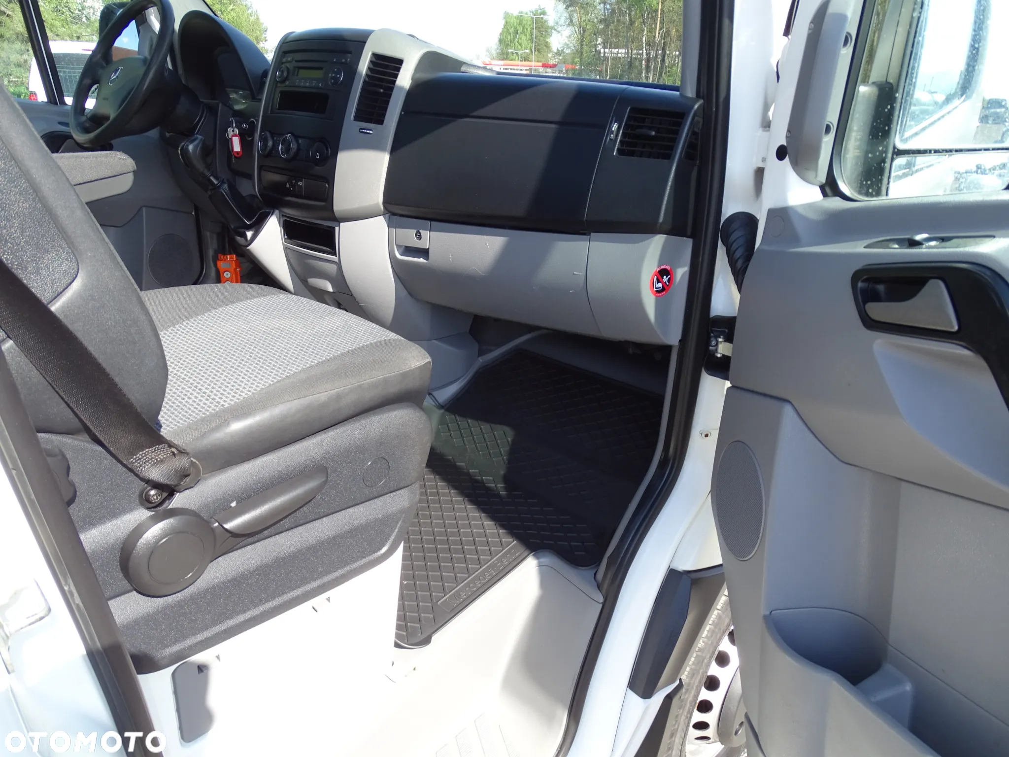 Mercedes-Benz SPRINTER - 22