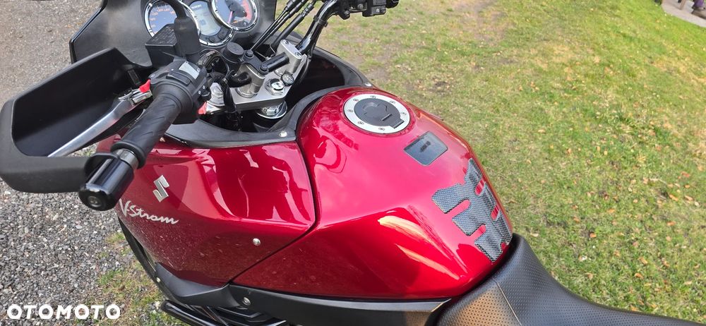 Suzuki V-STROM - 9
