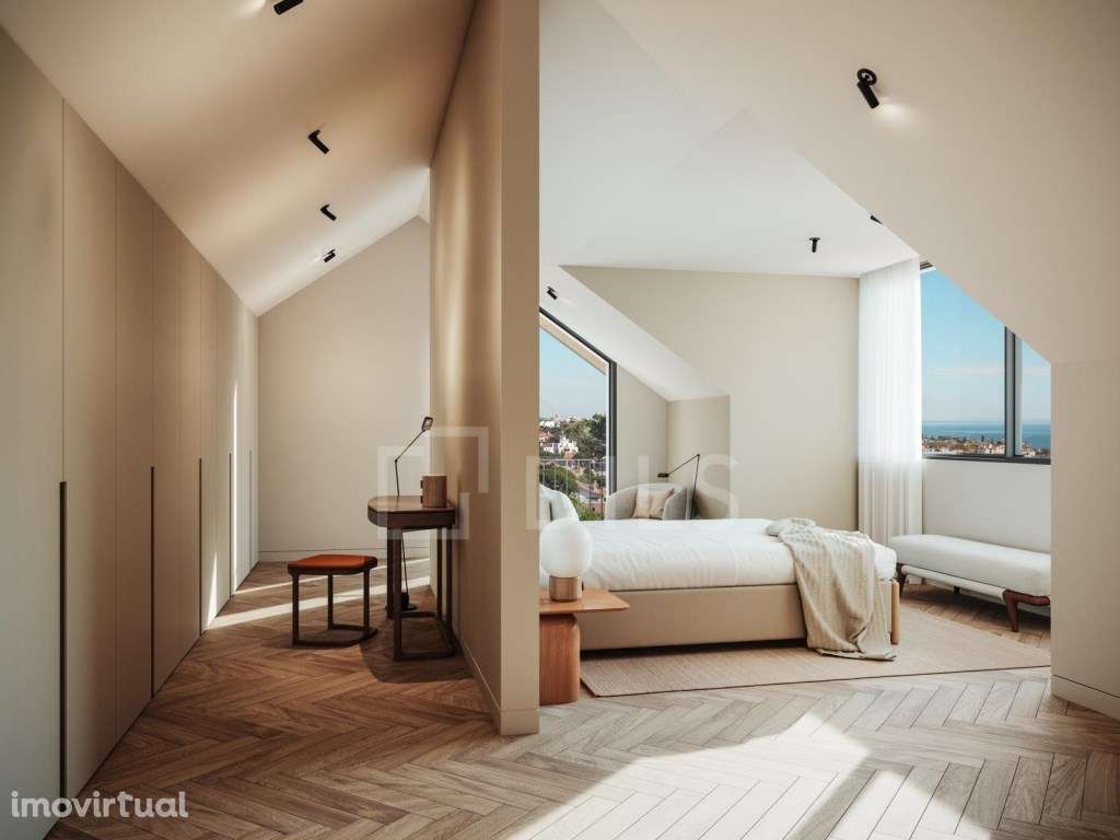 Moradia T5 com jardim, piscina e estacionamento no Estoril - Grande imagem: 5/20