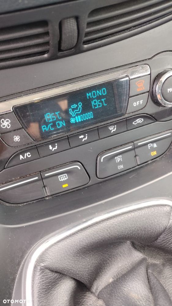 Ford C-MAX 1.6 TDCi Start-Stop-System Titanium - 20
