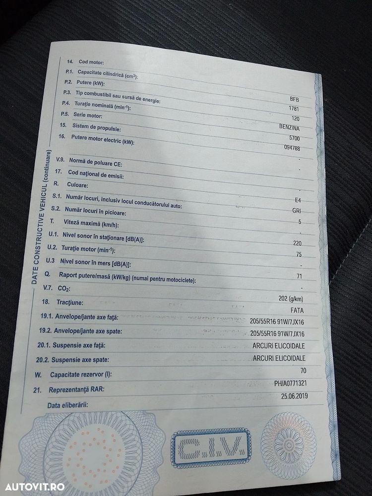 Audi A4 1.8 T Aut - 6