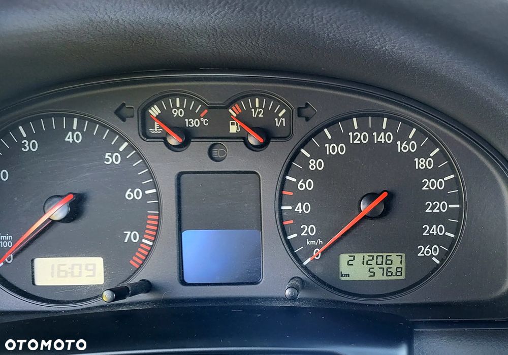 Volkswagen Passat 1.8T Basis Tiptr - 20