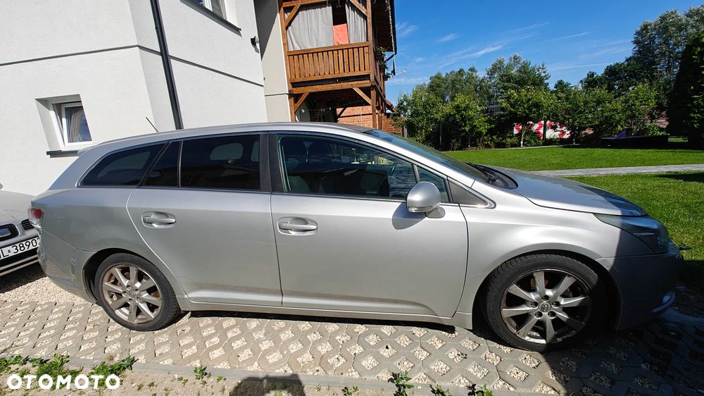 Toyota Avensis 2.0 D-4D Sol plus+NAVI - 2