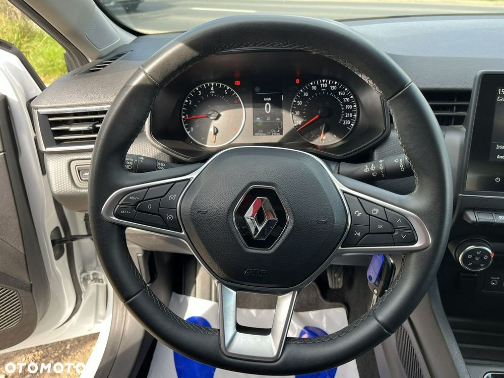 Renault Clio - 17