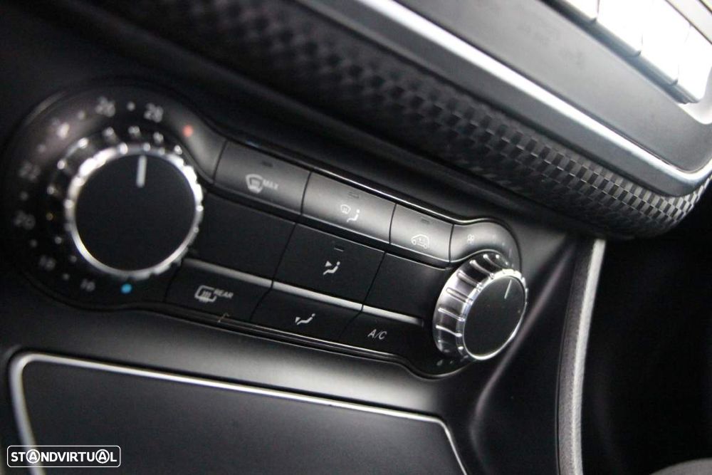 Mercedes-Benz A 180 d Urban - 20