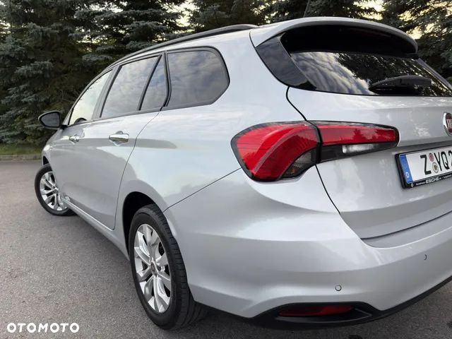 Fiat Tipo 1.4 T-Jet 16v Easy - 19