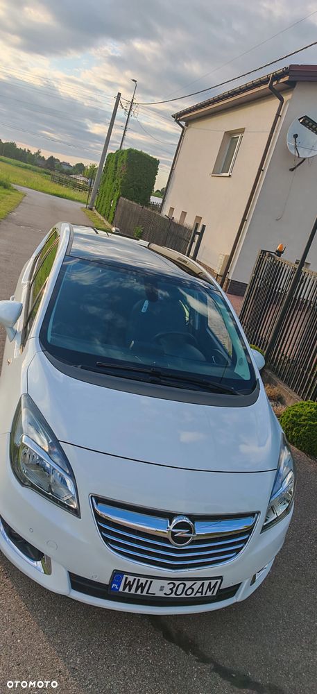 Opel Meriva 1.4 T Essentia S&S - 4