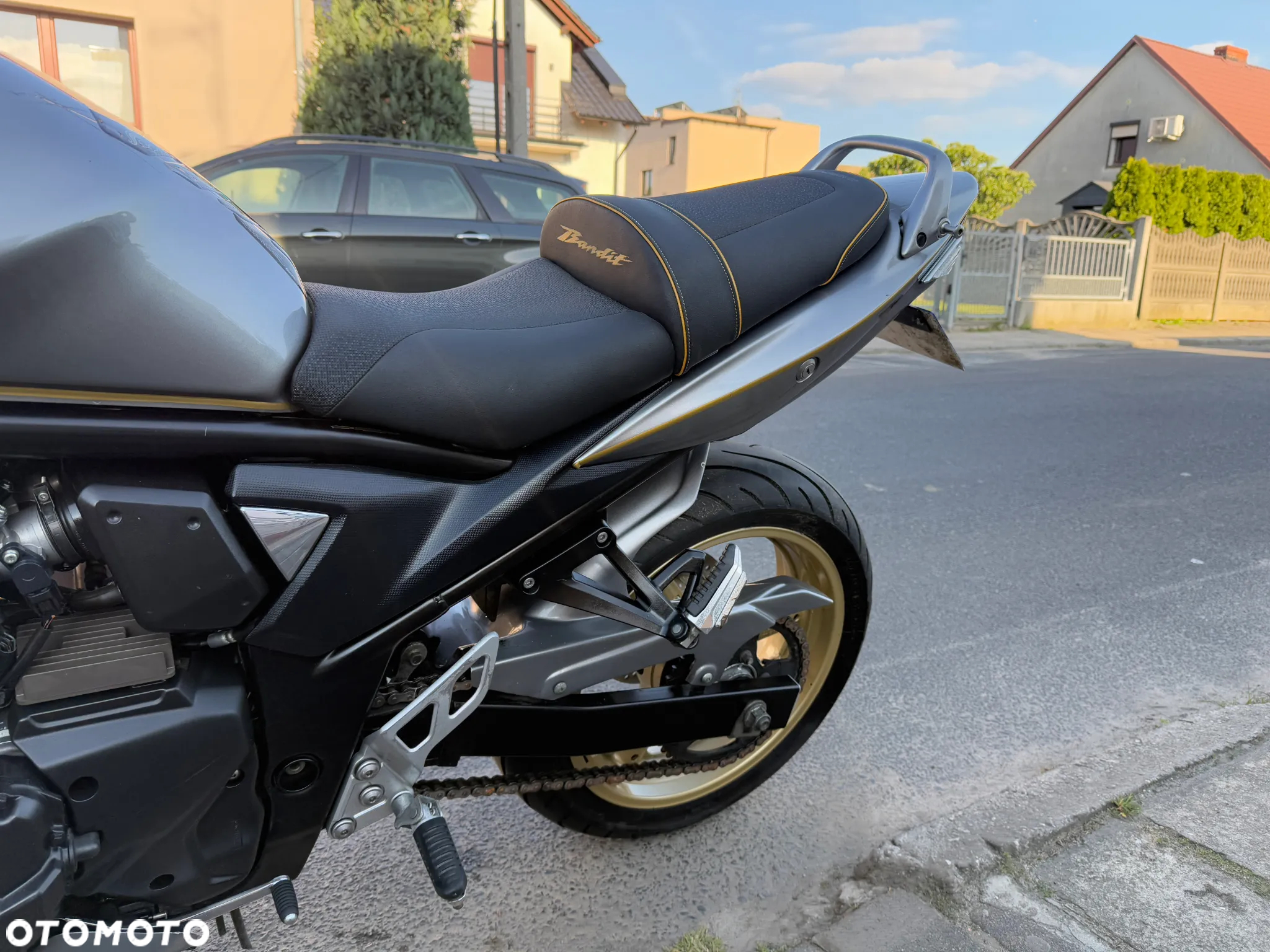 Suzuki Bandit - 12
