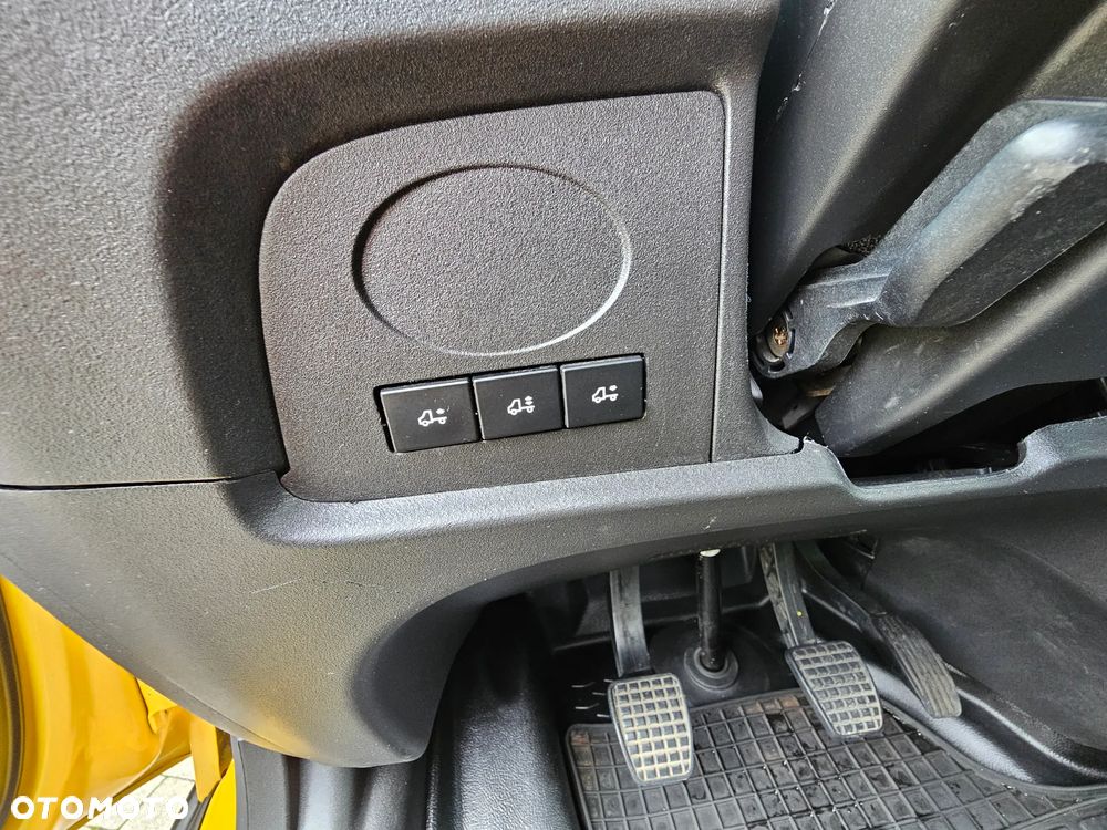 Iveco Daily 70C18 - 17