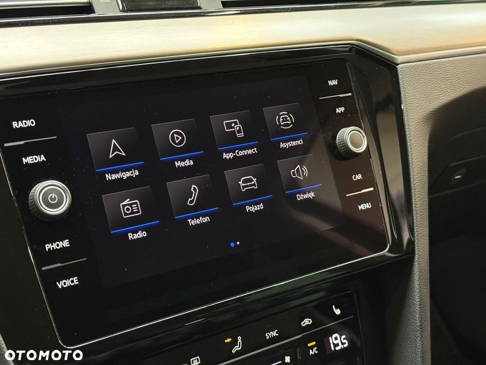 Volkswagen Passat Variant 1.5 TSI EVO Elegance DSG - 37