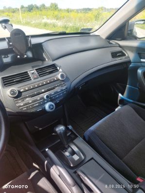 Honda Accord 2.4 LX - 7