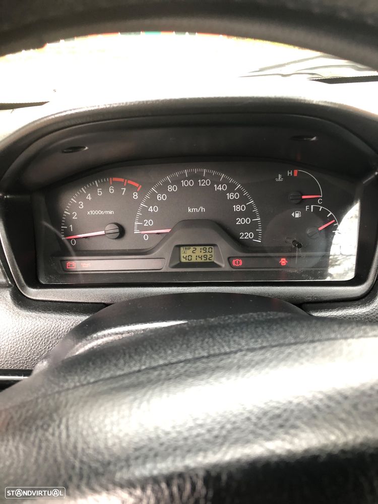 Mitsubishi Lancer 1.3 Invite - 5