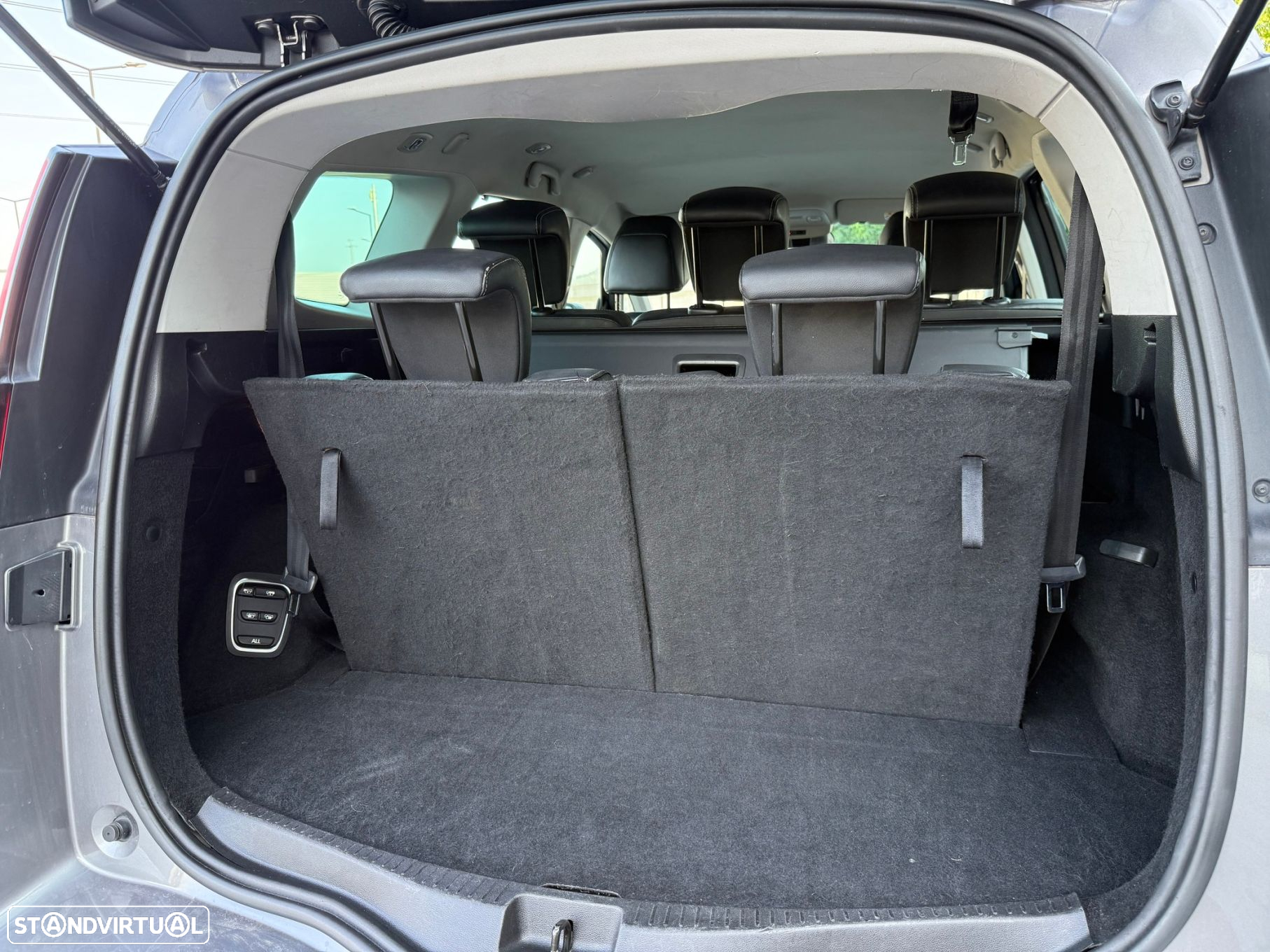 Renault Grand Scénic 1.5 dCi Luxe SS - 25