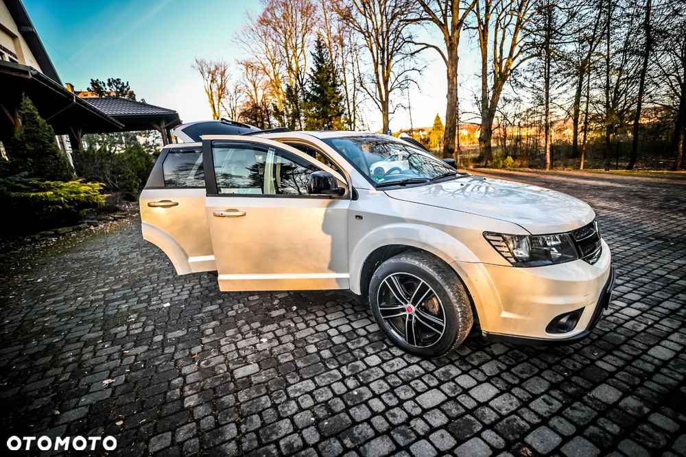 Fiat Freemont 2.0 Multijet 16V DPF Automatik Allrad Black Code - 12