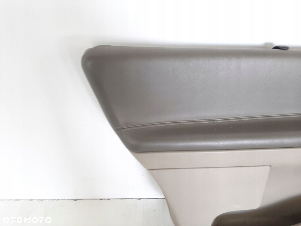 RENAULT ESPACE IV 04R BOCZEK DRZWI LEWY TYL ROLETA 8200535638 - 2