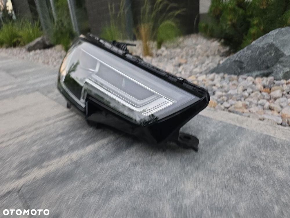 AUDI A4 S4 B9 8W0 8W Lampa prawa przód Full Led Dynamic 8W0941034 2017 - 3