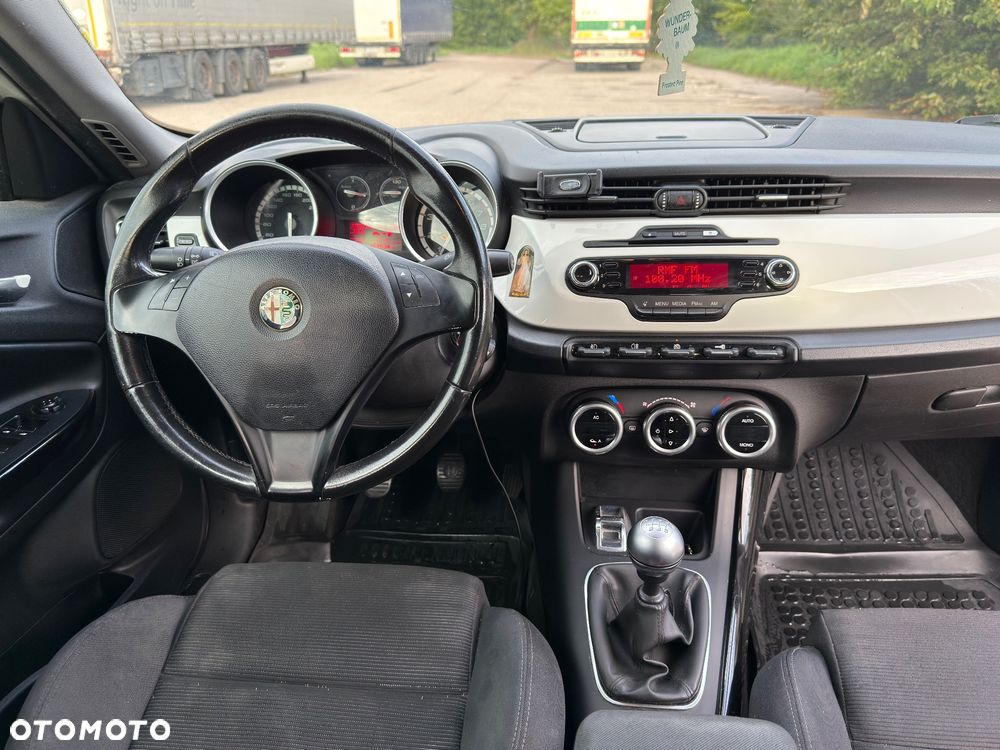 Alfa Romeo Giulietta - 16