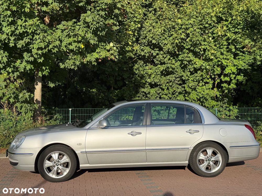 Kia Opirus 3.8 V6 - 4