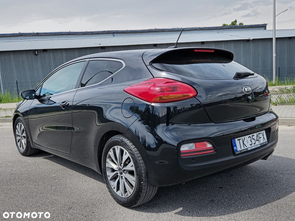 Kia Ceed 1.6 CRDi Spirit - 26