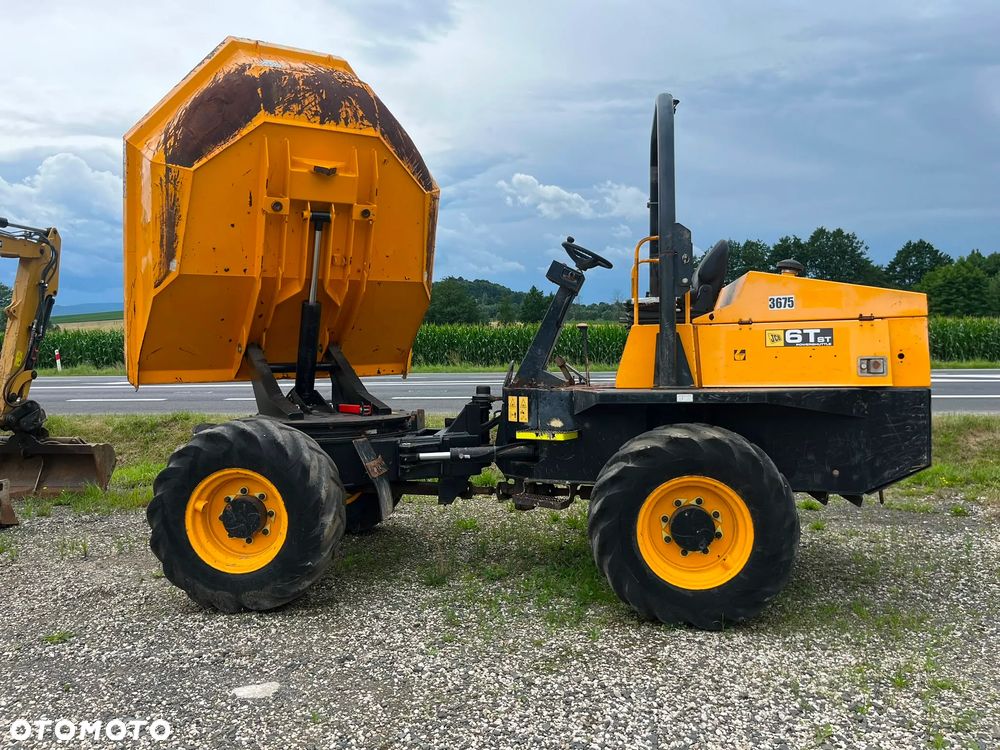 JCB 6TST - 10
