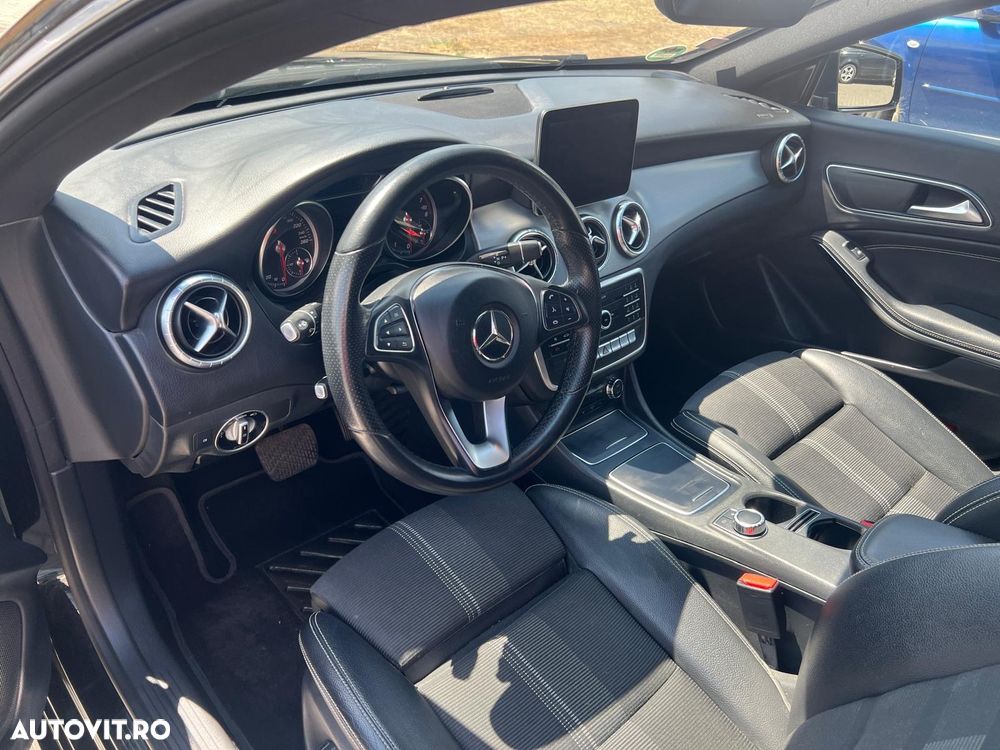 Mercedes-Benz CLA - 8