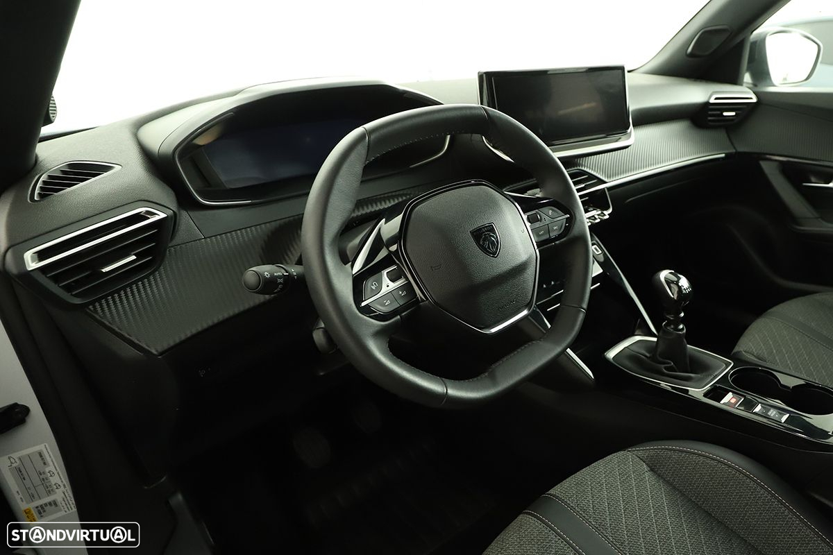 Peugeot 2008 1.2 PureTech Allure - 7