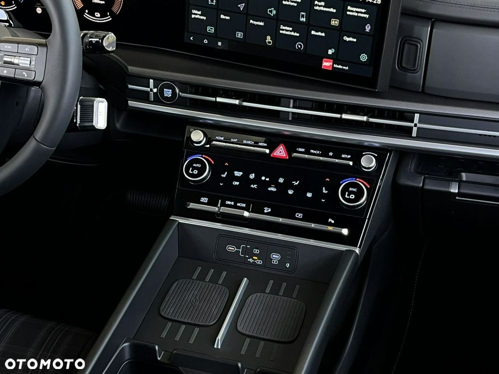 Hyundai Santa Fe - 11