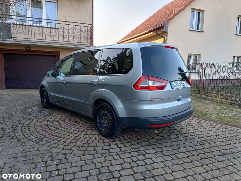 Ford Galaxy - 3