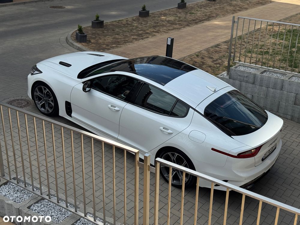 Kia Stinger 2.0 T-GDI GT Line - 12