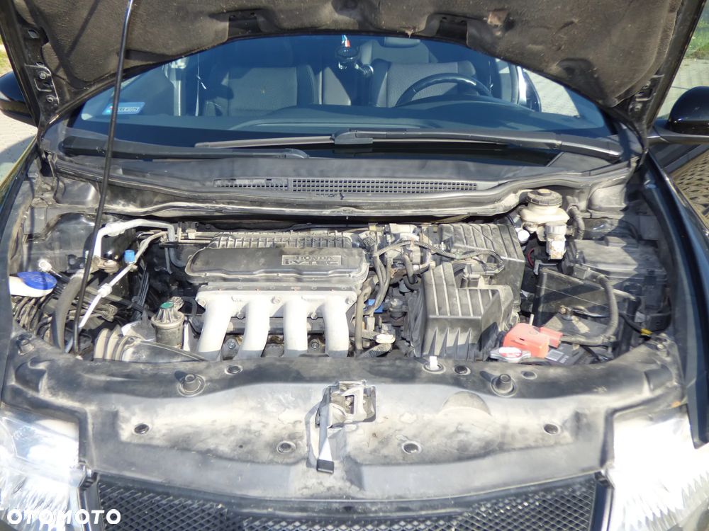 Honda Civic 1.4 Comfort - 26