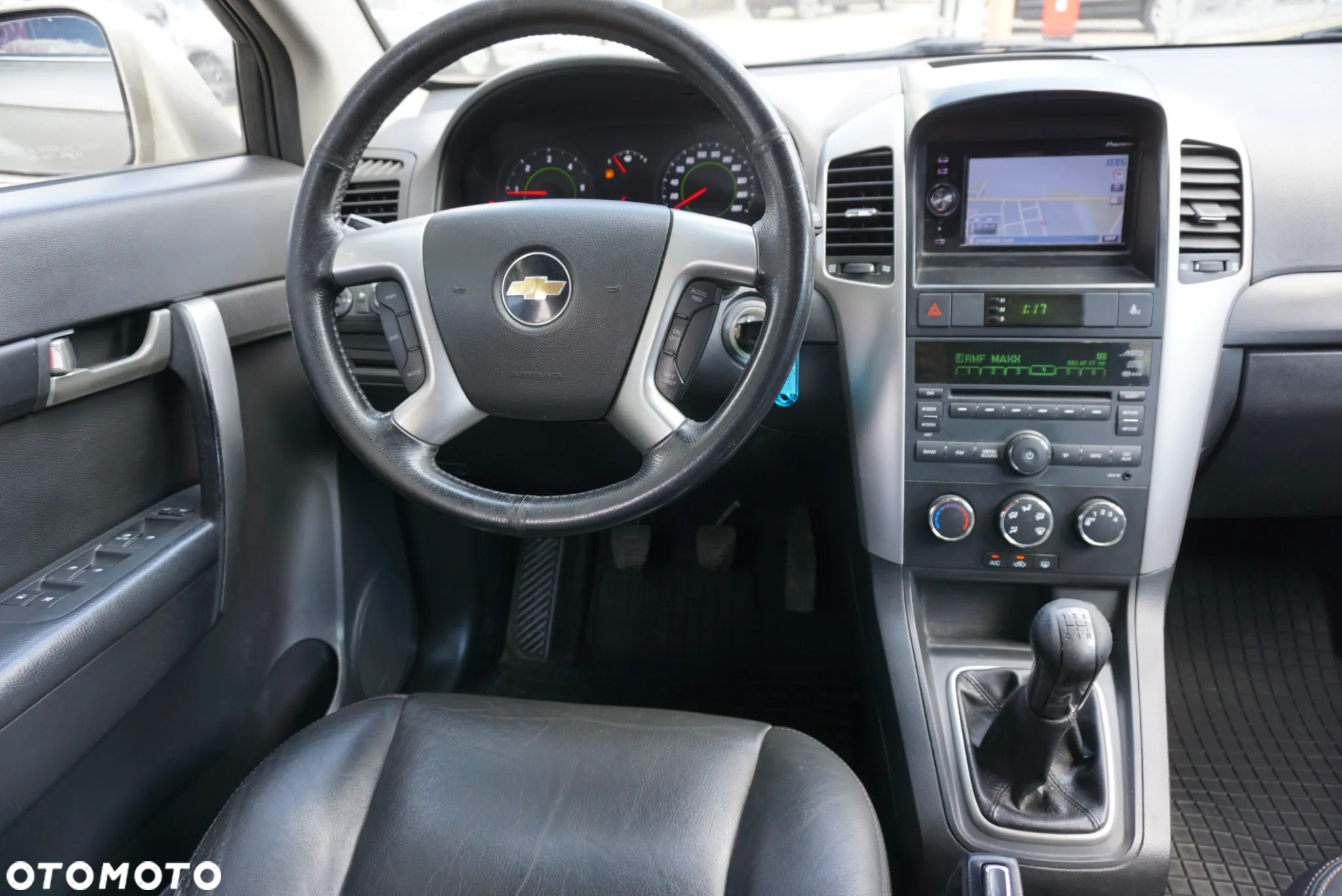 Chevrolet Captiva 2.0 d LS 5os 2WD - 13