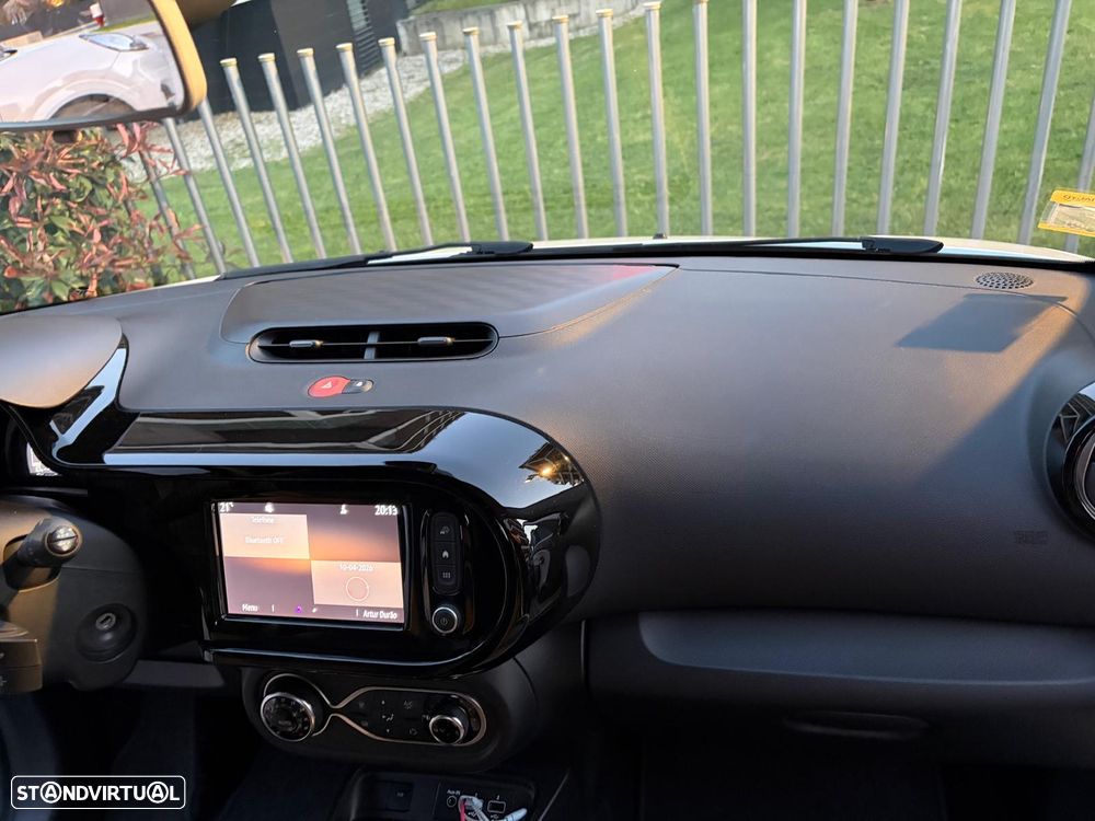 Renault Twingo Z.E. 22 Zen - 8