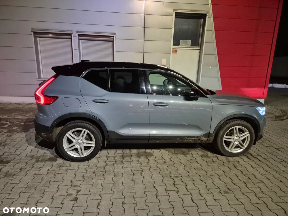 Volvo XC 40 T3 R-Design - 23