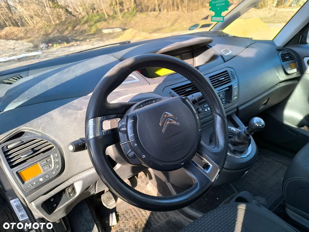 Citroën C4 Picasso 1.6 HDi X - 17