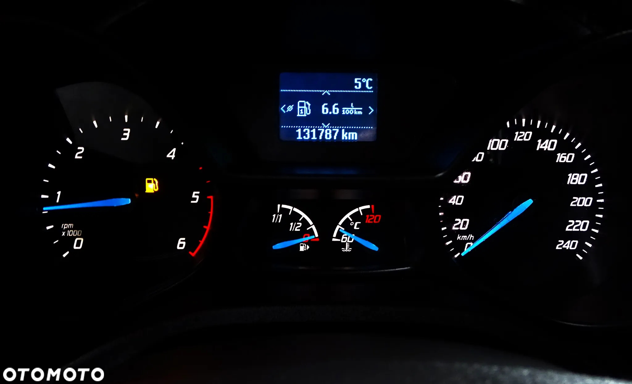 Ford Tourneo Connect 1.5 TDCi Trend - 25