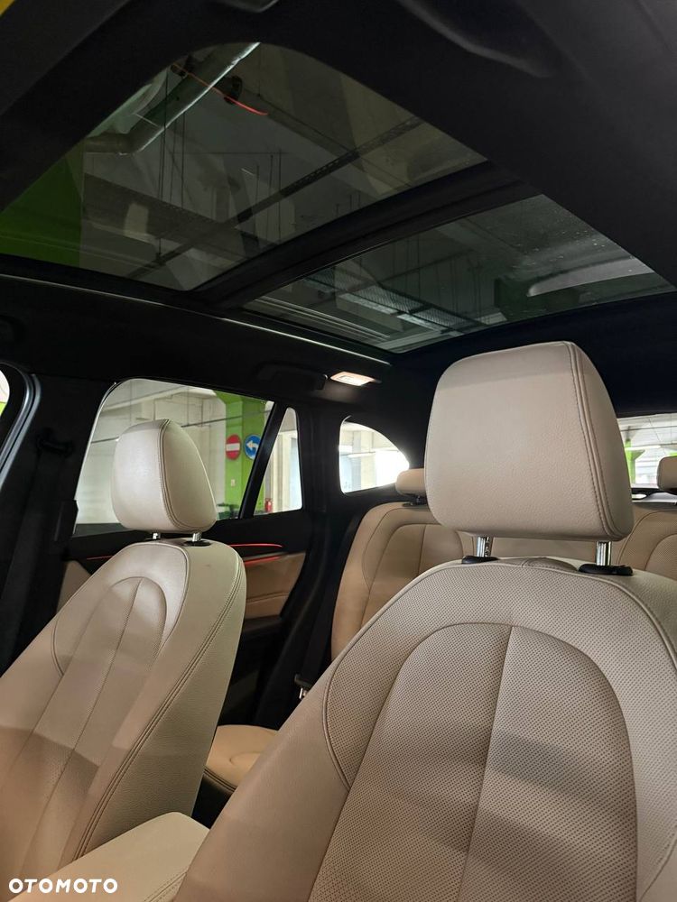 BMW X1 xDrive25i xLine - 13