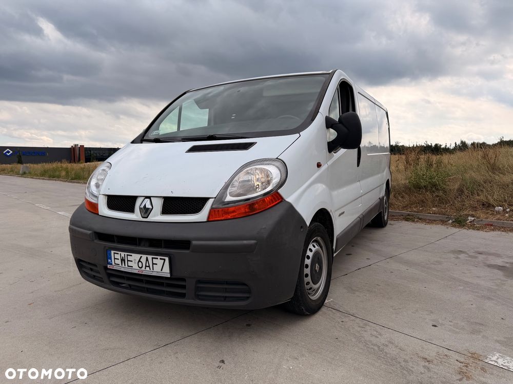 Renault Trafic - 1