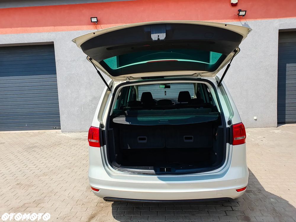 Volkswagen Sharan - 20