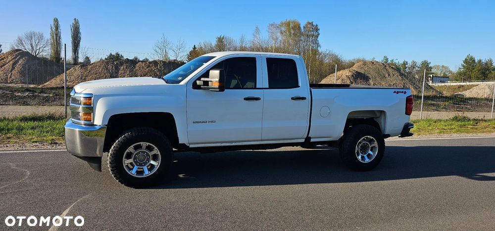 Chevrolet Silverado - 4