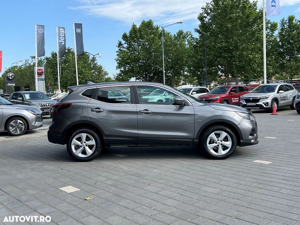 Nissan Qashqai 1.3 DIG-T DCT N-CONNECTA - 10