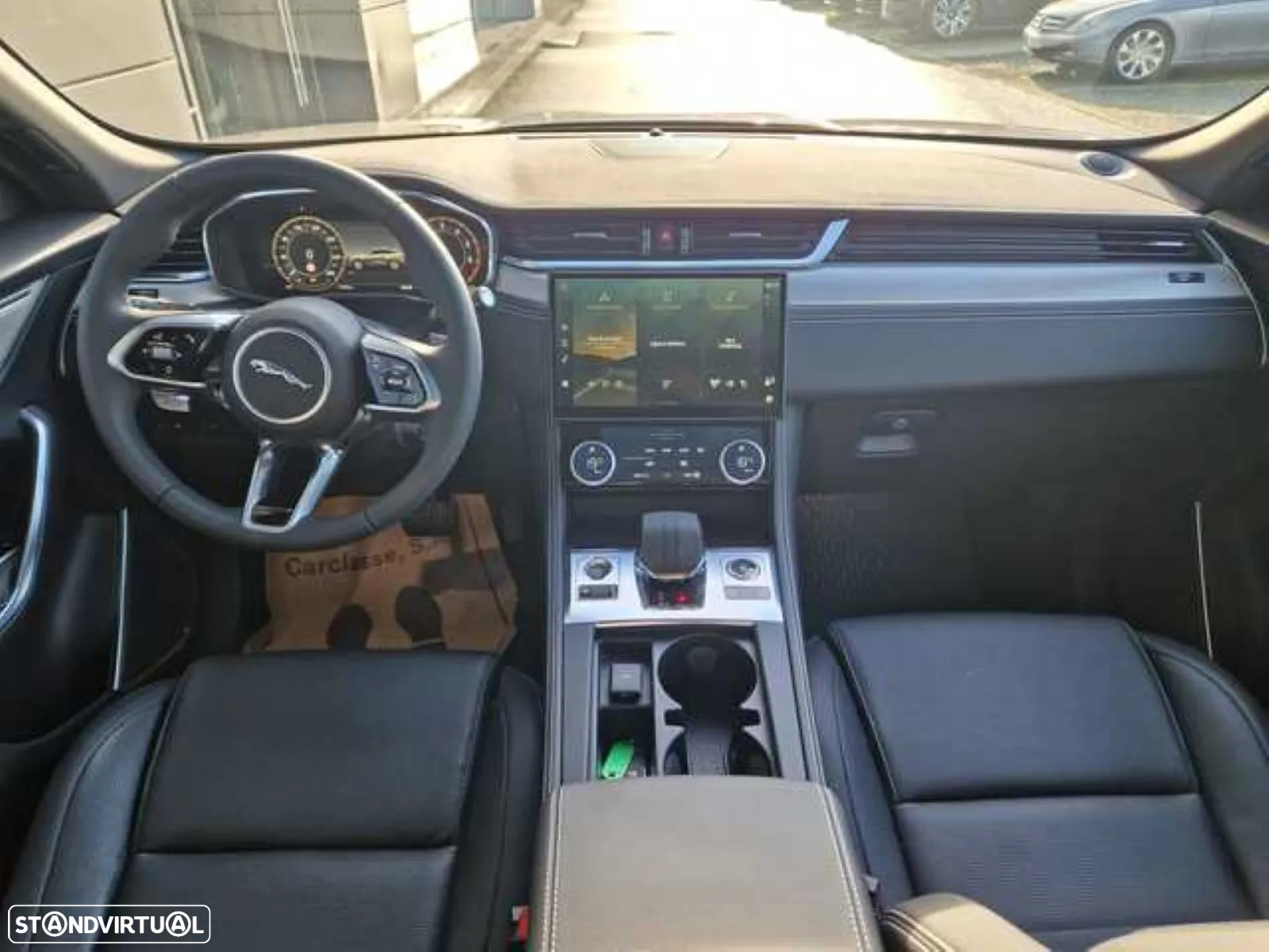 Jaguar F-Pace 2.0 P400e AWD R-Dynamic S - 2