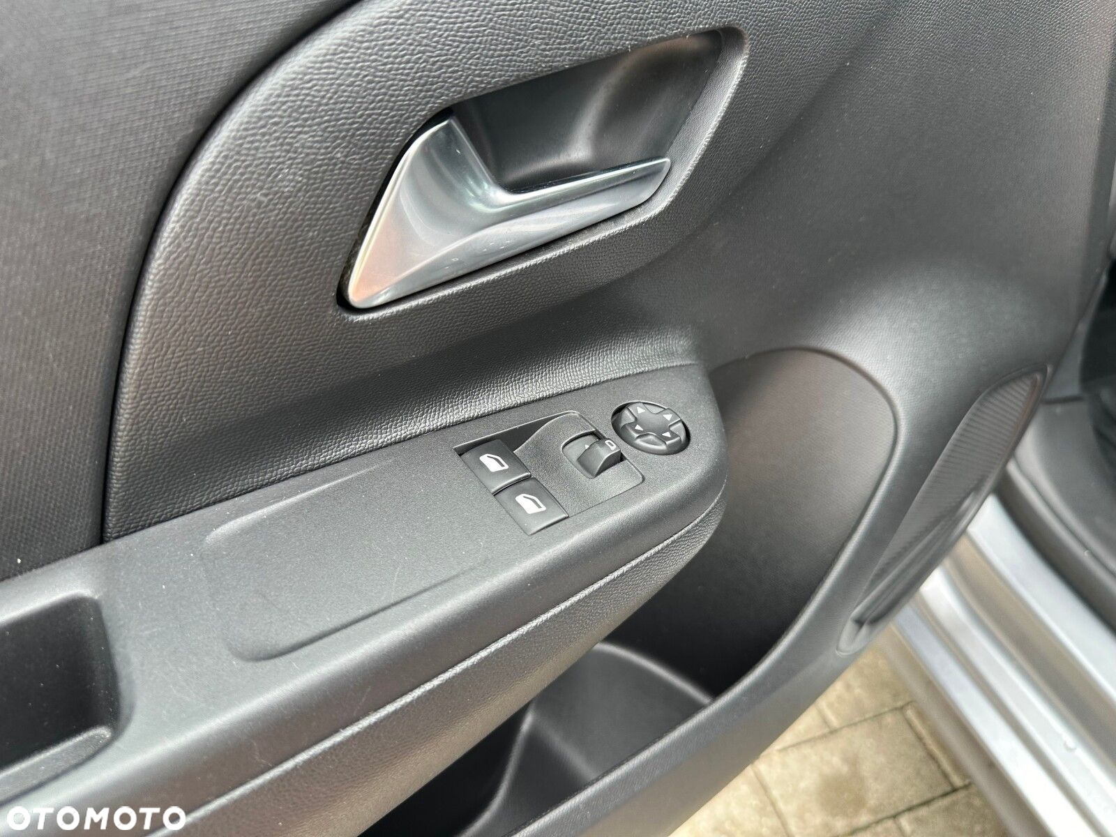 Opel Corsa - 18